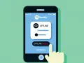 Dłoń dotyka przycisku "Offline Mode" na ekranie telefonu z aplikacją Spotify w trybie offline.