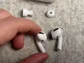 Jak rozpoznać podróbki AirPods i uniknąć oszustwa przy zakupie