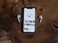 Jak połączyć AirPods z laptopem - proste kroki bez problemów
