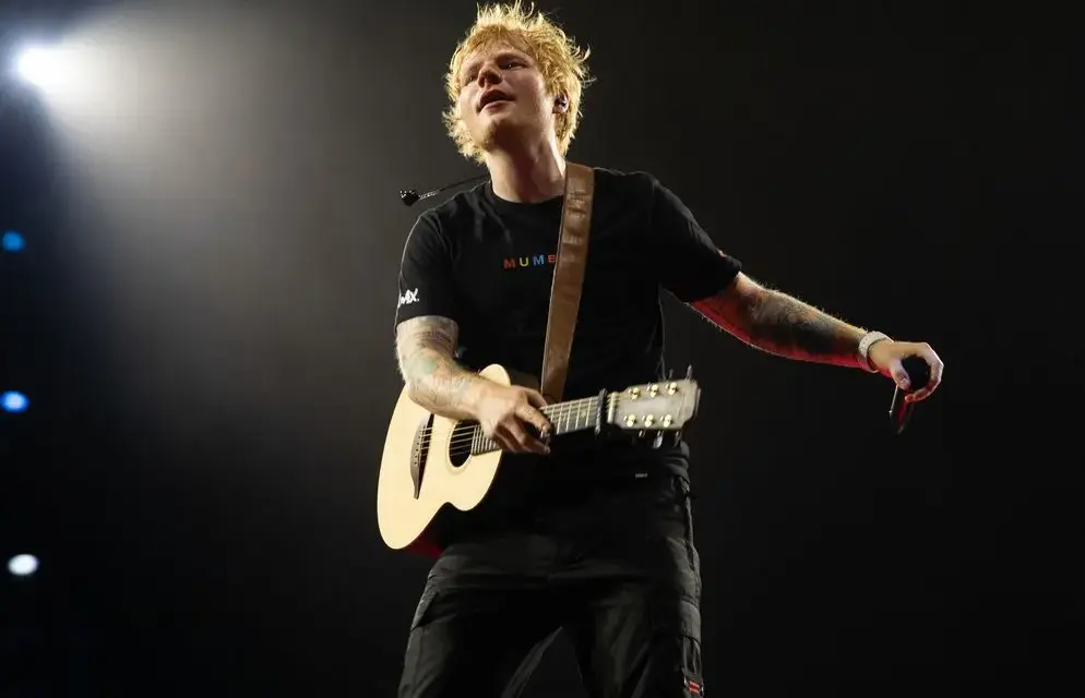 Ile Ed Sheeran bierze za koncert? Zaskakujące zarobki artysty
