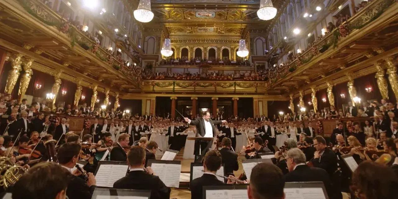 Gdzie odbywa się koncert noworoczny w Wiedniu? Odkryj Złotą Salę