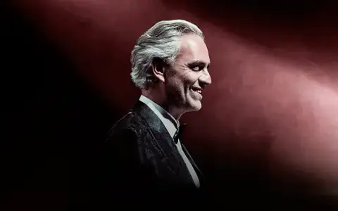 Ile trwa koncert Andrea Bocelli? Poznaj długość występu i przerwy