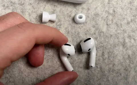 Jak rozpoznać podróbki AirPods i uniknąć oszustwa przy zakupie
