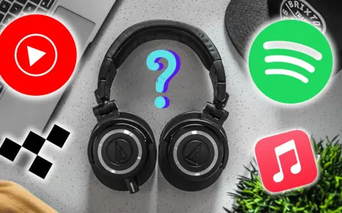 Słuchawki z logotypami YouTube, Spotify, Apple Music i znakiem zapytania.