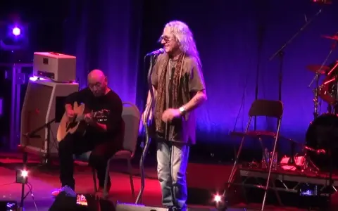 Ile trwa koncert Perfect? Zaskakujące fakty o długości występu
