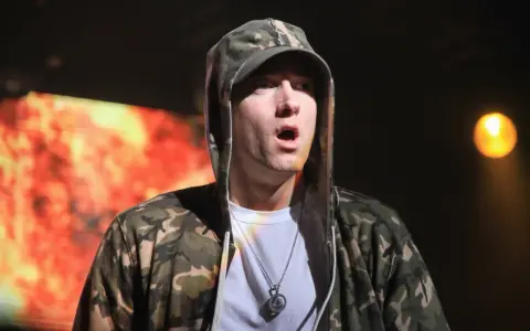 Ile Eminem ma piosenek? Zaskakujące liczby i nieznane utwory