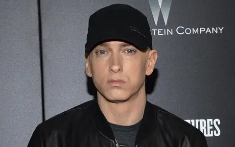 Ile zarabia Eminem? Zaskakujące fakty o jego dochodach