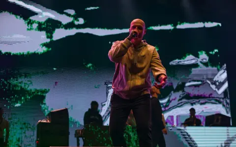 Ile kosztuje bilet na koncert Szpaka? Sprawdź ceny i opcje biletów
