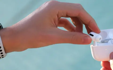 Jak szybko znaleźć zgubione AirPods i uniknąć frustracji