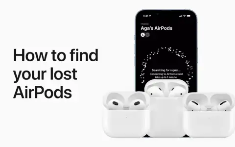 Trzy białe etui z otwartymi klapkami i słuchawkami AirPods, obok telefonu z aplikacją Znajdź.