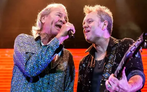 Ile trwa koncert Deep Purple? Odkryj czas, który musisz znać