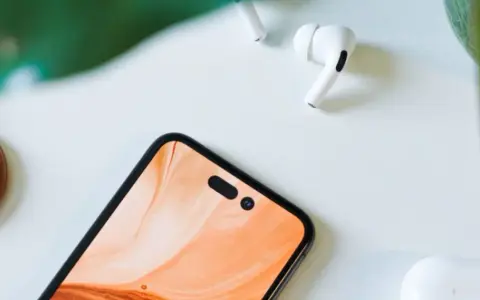 Jak połączyć AirPods z innym telefonem i uniknąć problemów z łącznością