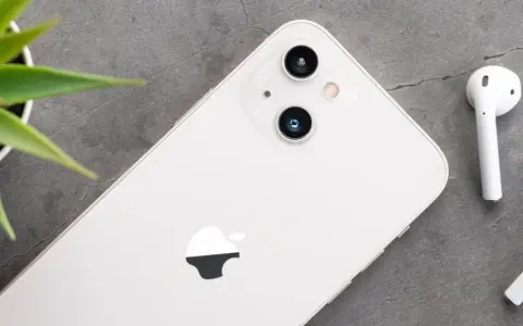 Jakie słuchawki do iPhone 11 wybrać, aby nie żałować zakupu?