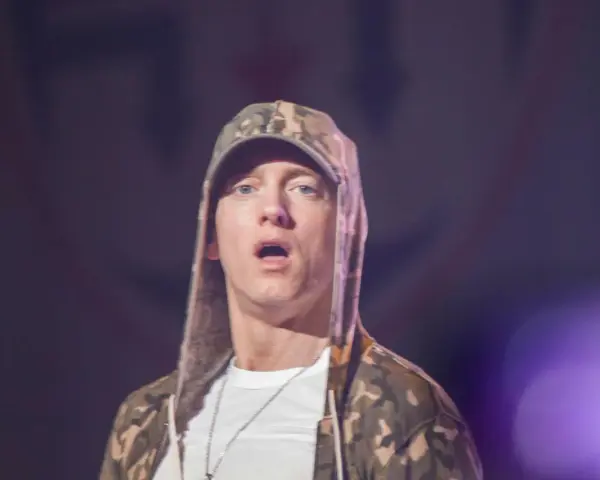 Eminem jak teraz wygląda? Zaskakujące zmiany w jego wyglądzie