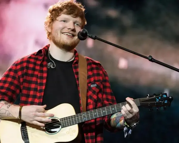 Skąd pochodzi Ed Sheeran? Odkryj jego niezwykłe korzenie i historię