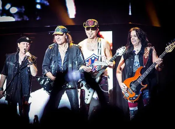 Ile trwa koncert Scorpions? Poznaj czas trwania i co warto wiedzieć