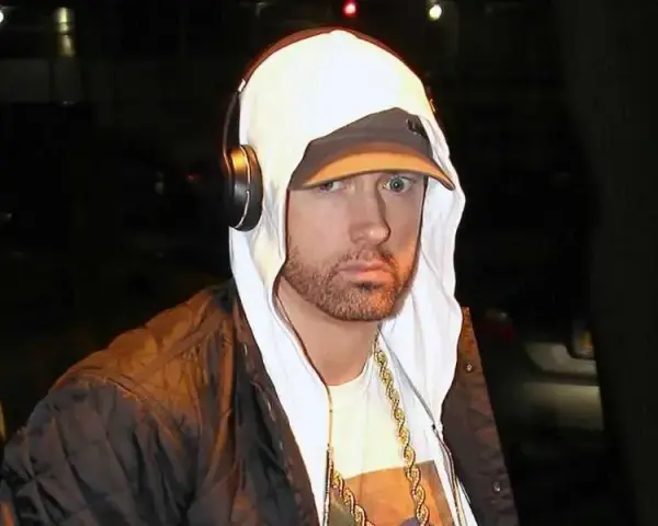 Ile ma lat Eminem? Zaskakujące fakty o jego życiu i karierze
