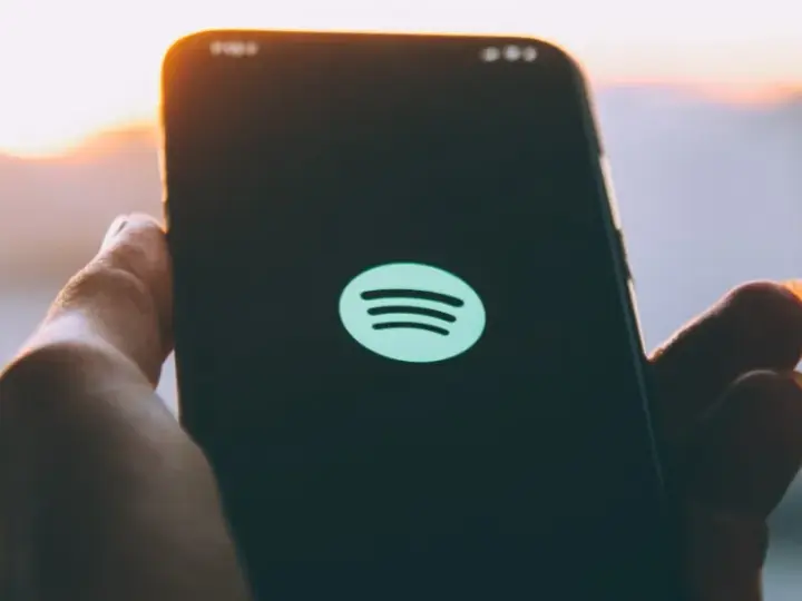Spotify Premium ile urządzeń – poznaj ograniczenia i zasady użytkowania