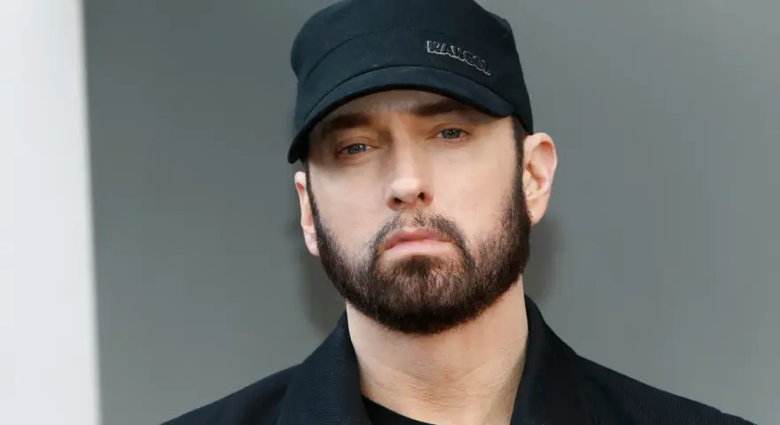Ile lat ma Eminem? Zaskakująca historia jego życia i kariery
