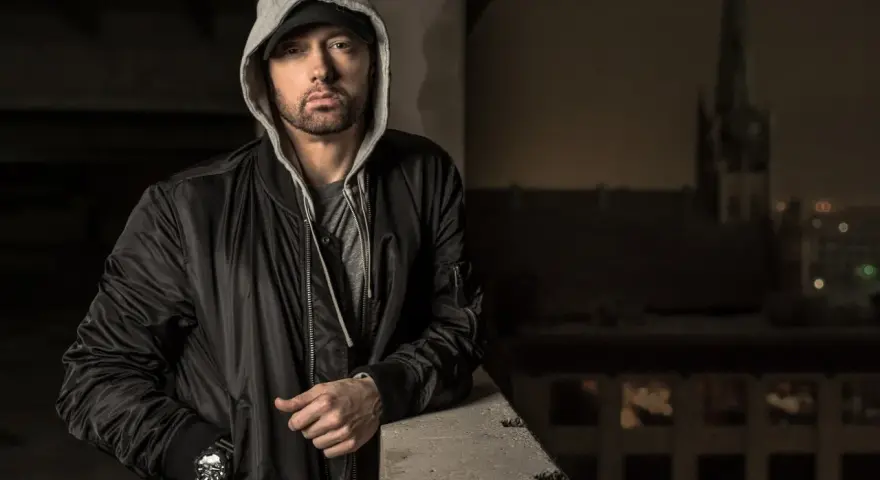 Skąd pochodzi Eminem? Zaskakujące fakty o jego korzeniach i rodzinie