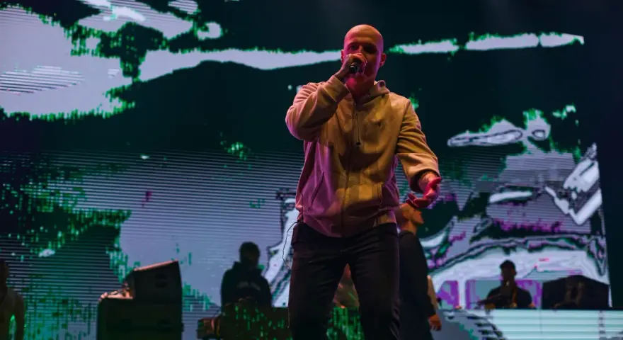 Ile kosztuje bilet na koncert Szpaka? Sprawdź ceny i opcje biletów
