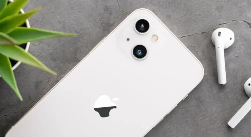 Jakie słuchawki do iPhone 11 wybrać, aby nie żałować zakupu?